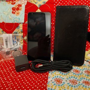 Tracfone LG Journey LTE Bundle